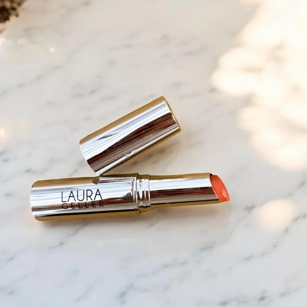 Laura Geller Lipstick in Just Peachy Shade